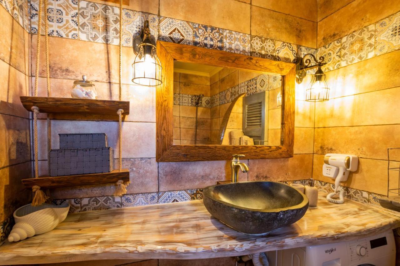 Villa Anastasia Voladha Luaran gambar